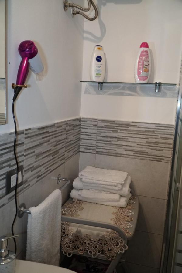 B&B Porta Garibaldi CTA Eksteriør bilde